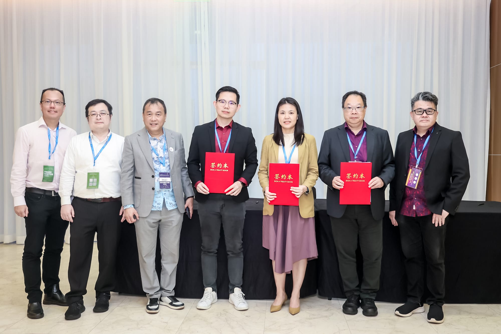 Communication 21 Media Group Signs Tripartite MOUs with Shenzhen OCTF Group and Key Industry Partners