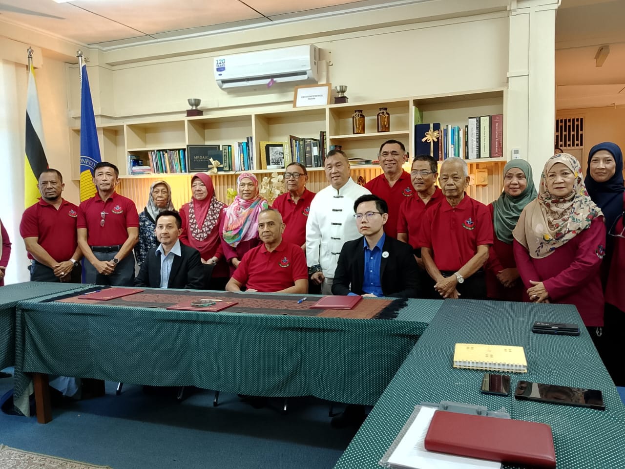 Communication 21 Media Group Strengthens Strategic Collaboration with VECONAC Business Centre in Brunei